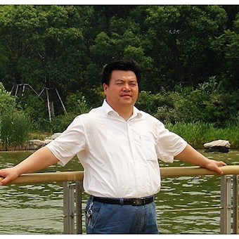 胡长树同志简介