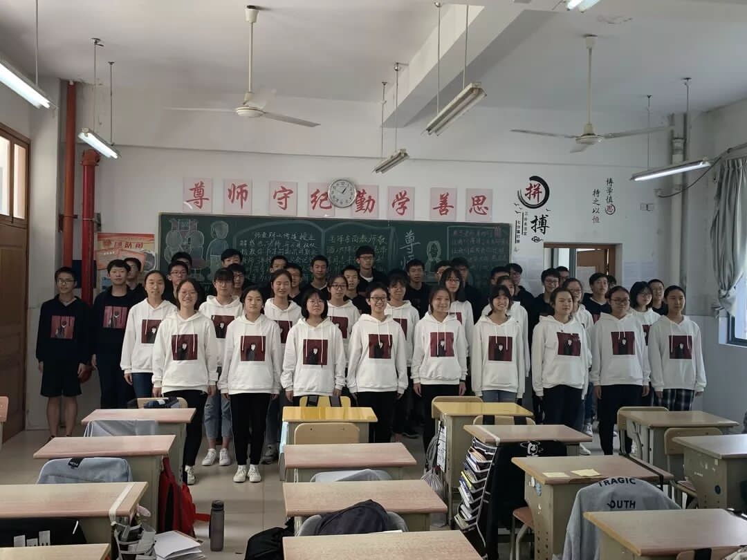 1ea77e99370f4a4c8ad046508f6c2576.Jpeg