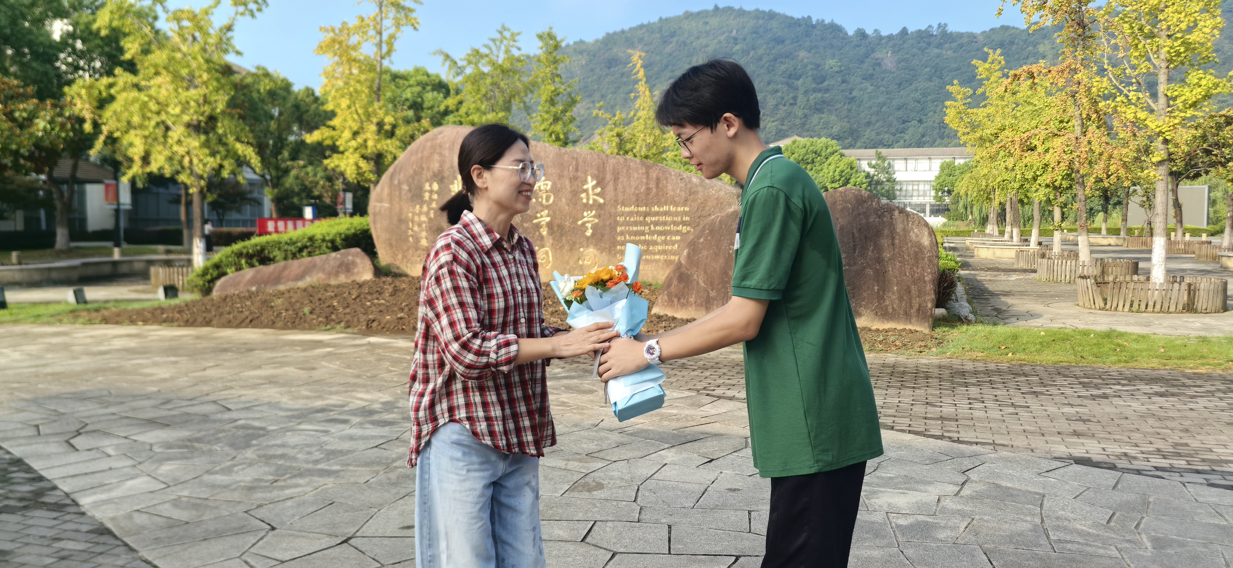 c0d10abe891340ed9862a540419a7e18.jpg