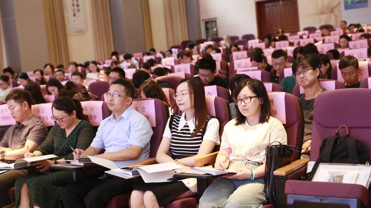 edf31aaf203a4c05a7f4a9ad3573b76e.jpg